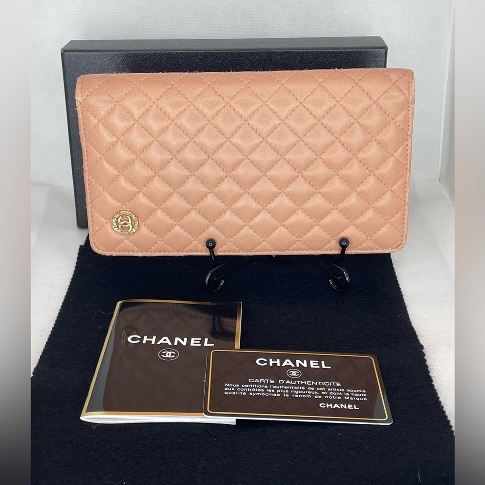 (MT39) Authenticated Chanel Quilted CC Bow Yen Bifold Wallet